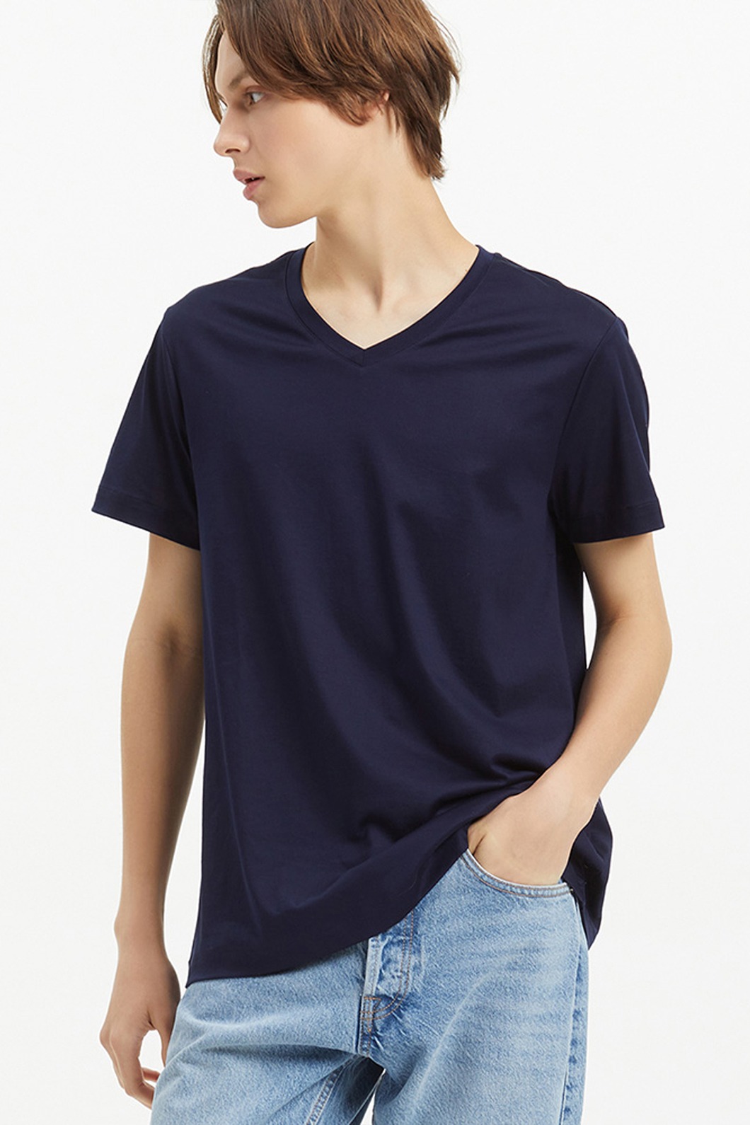 M_브이넥 클래식 &amp; 베이직 핏 반소매 티셔츠 (180gsm)